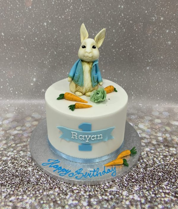 IC10502 Happy Peter Rabbit